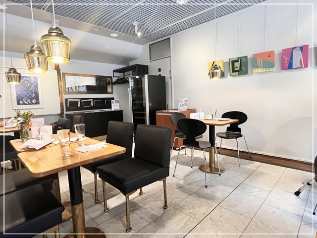 ヘルシンキ「カフェ・アアルト（Cafe AALTO）の店内の様子