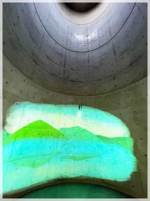 大阪中之島にある「こどもの本の森 中之島」の中